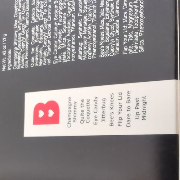 BETTY BOOP™ Bat ‘Em Like Betty Eye Set - Picture 5 of 6